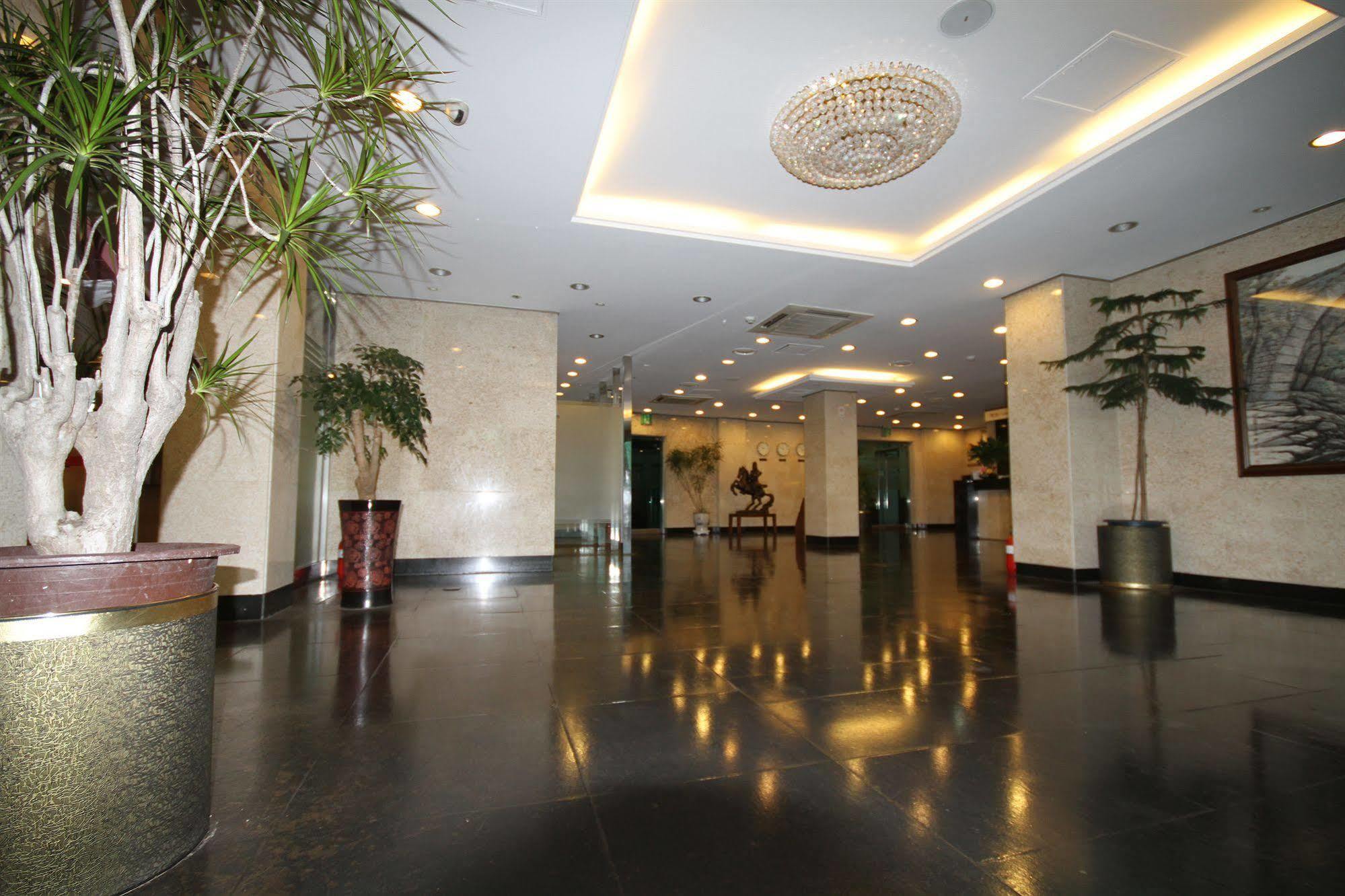 Prime in Seoul Hotel Exterior foto